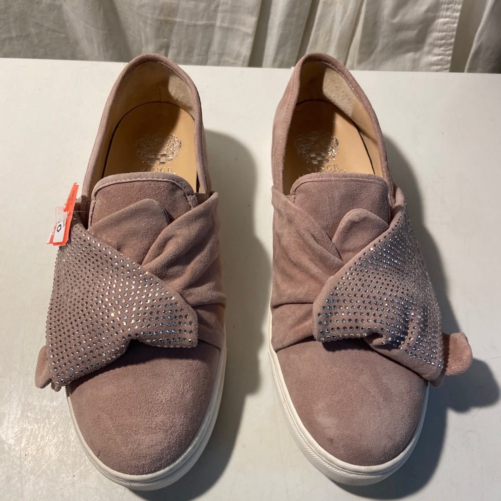 Vince Camuto blush color suede with rhinestone flat shoes size 10 NWT